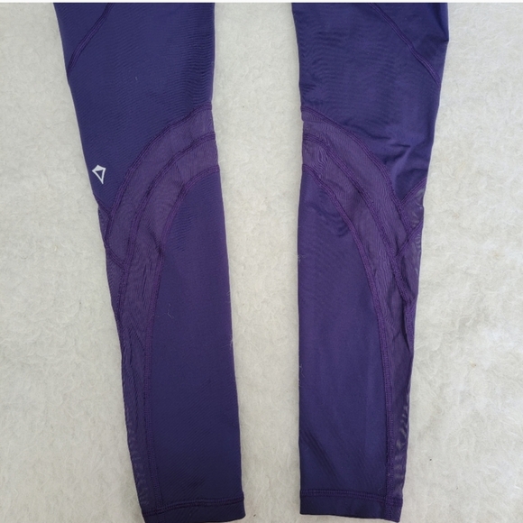 Lululemon kids ivivva girls purple leggings size 12 - Picture 3 of 4